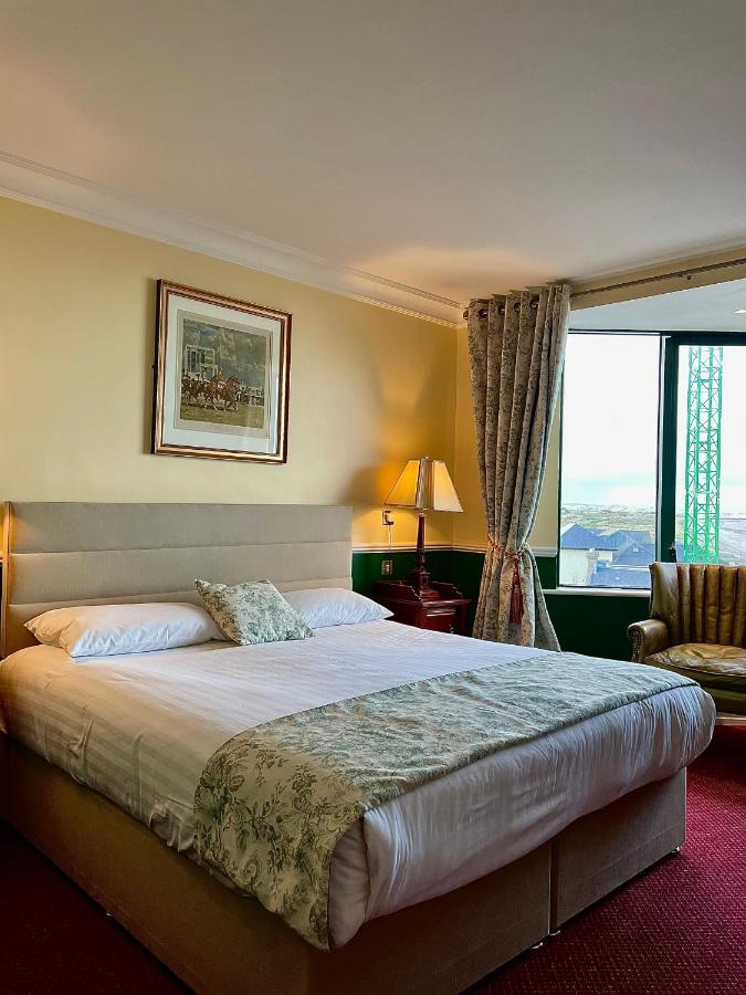 Reddans Of Bettystown Luxury Bed & Breakfast, Restaurant And Bar エクステリア 写真